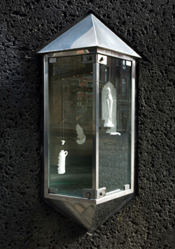 picture - idyll with madonna